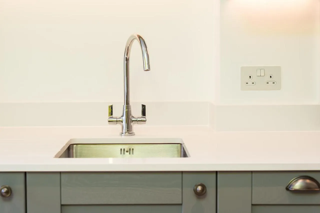 City Centre, Newly Refurbished Stylish Apartment 에든버러 영국